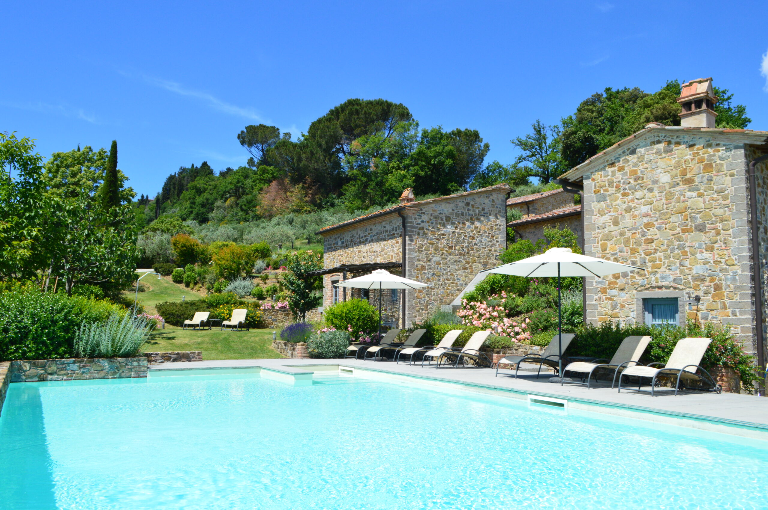 swimming-pool-tenuta-guardastelle-san-gimignano